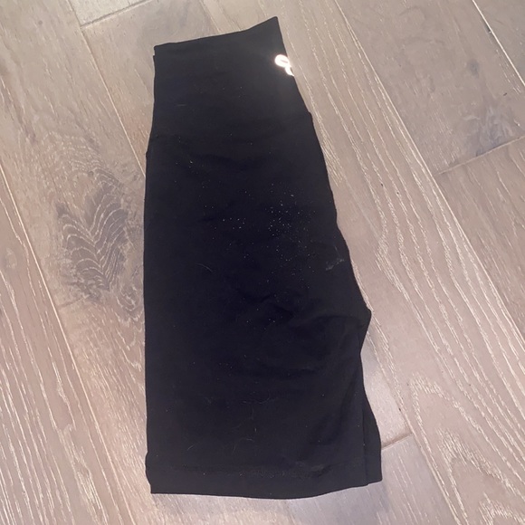 Used xxs tna biker shorts - Picture 2 of 4